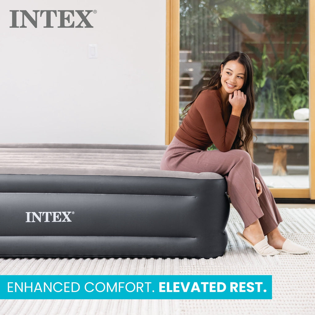 Intex Dura Beam Plus Deluxe Air Mattress Bed with Built In Pump, King-Sized Bed