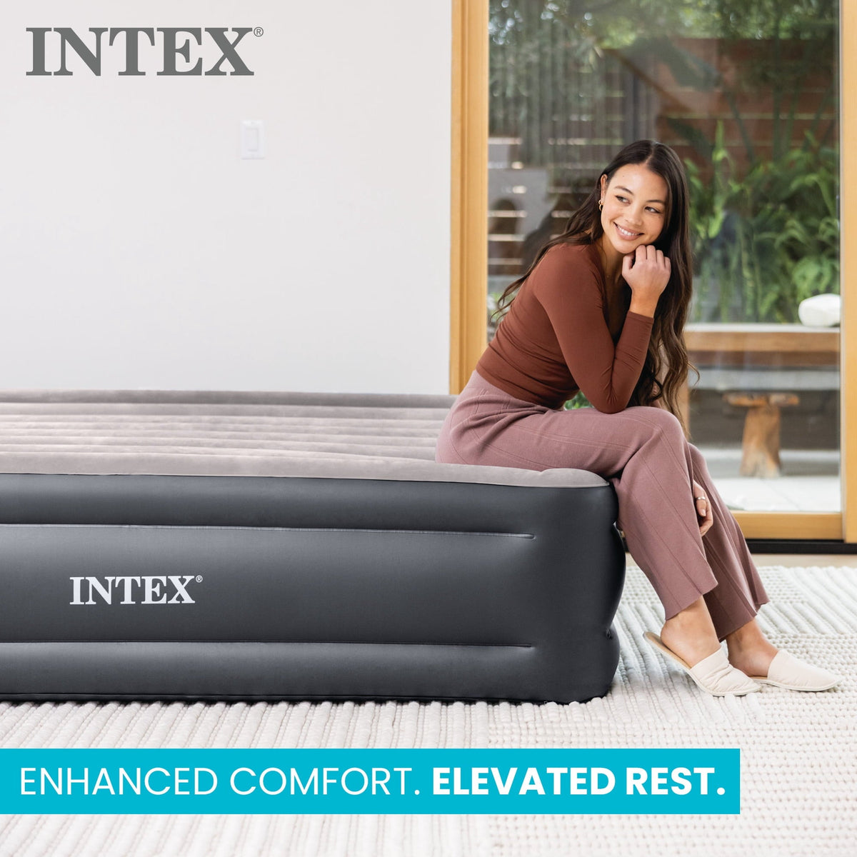 Intex Dura Beam Plus Deluxe Air Mattress Bed with Built In Pump, King-Sized Bed