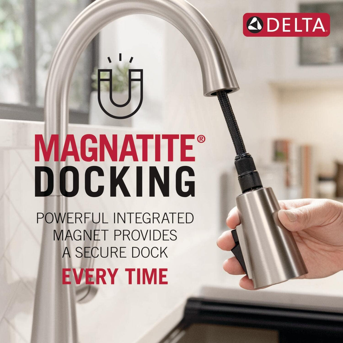 Delta Finnridge Brushed Gold Kitchen Faucet with Pull Down Sprayer, High Pressure ProClean Spray Modern Single Hole Kitchen Sink Faucet, Champagne