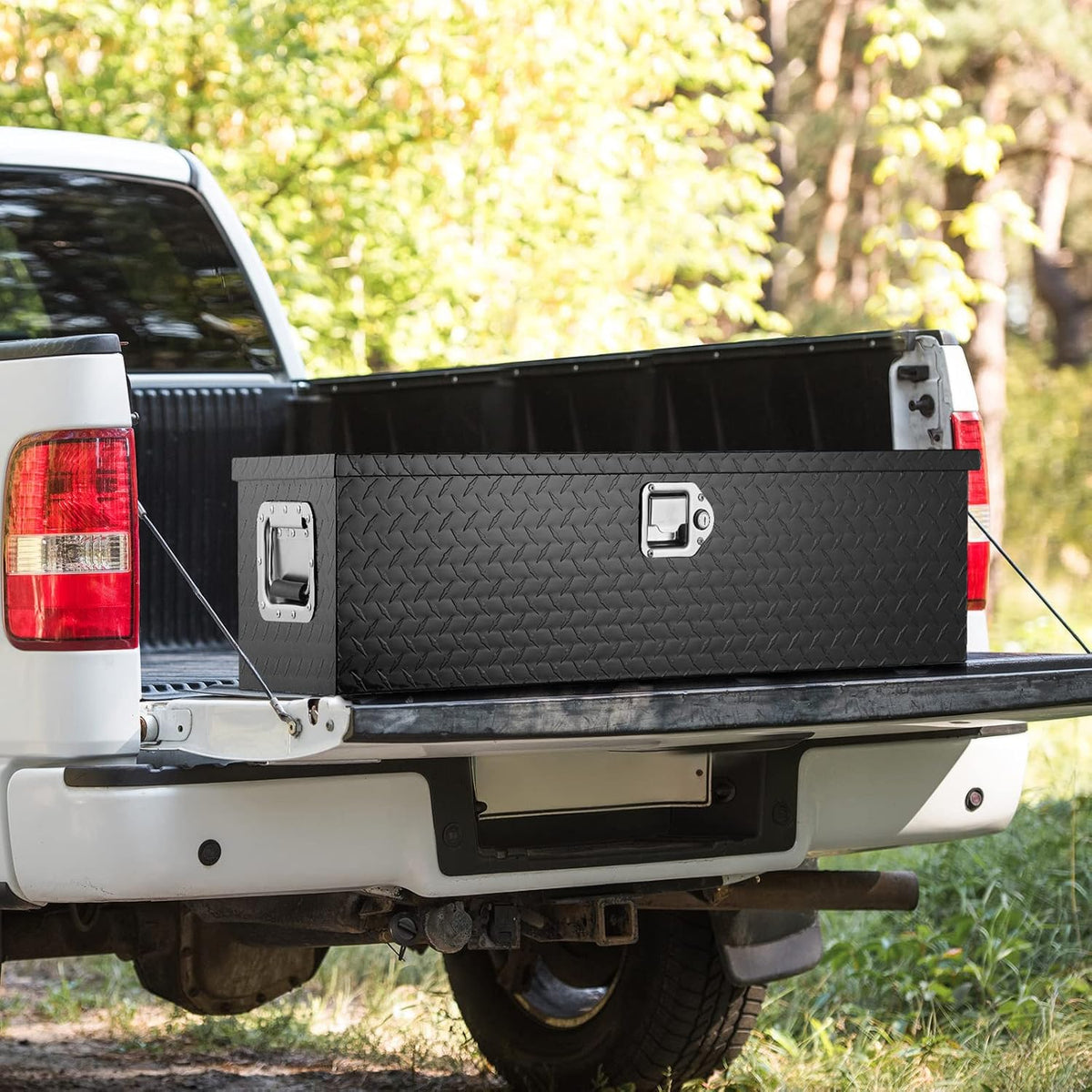 VEVOR Heavy Duty Aluminum Truck Bed Tool Box, Diamond Plate Tool Box with Side Handle and Lock Keys, Storage Tool Box Chest Box Organizer for Pickup