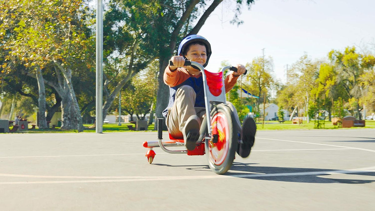 FlashRider 360 Drift Trike | Sparking Spinning Tricycle
