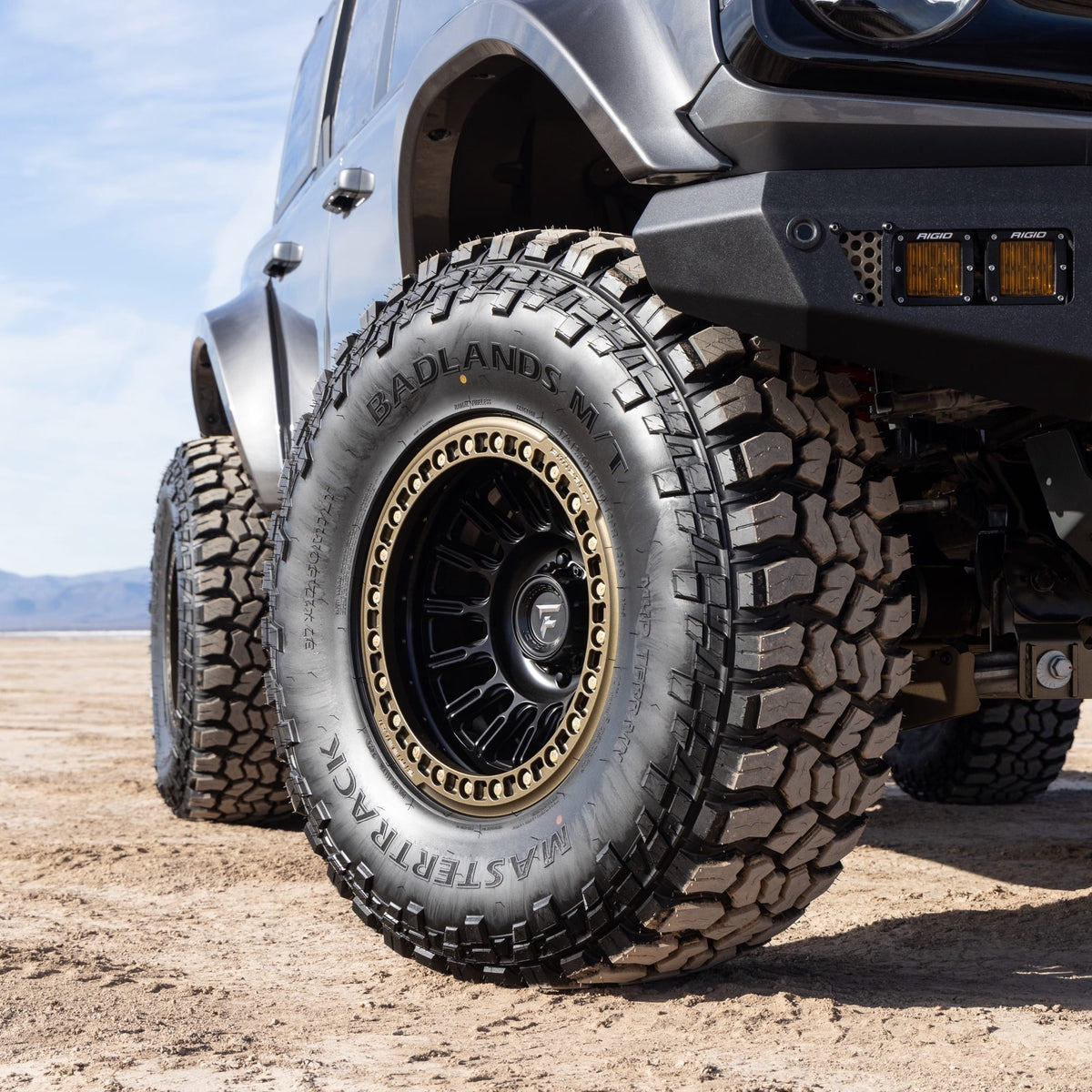 Mastertrack BADLANDS MT Mud Terrain LT275/70R18 125Q 10PR E Light Truck Tire 275/70/18(Tire Only）