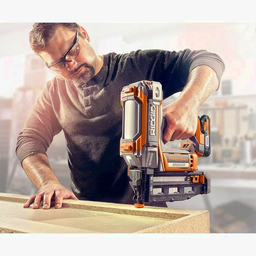 RIDGID 18V Brushless Cordless Nailer Combo Kit With 18-Gauge Brad And 16-Gauge Finish Nailers